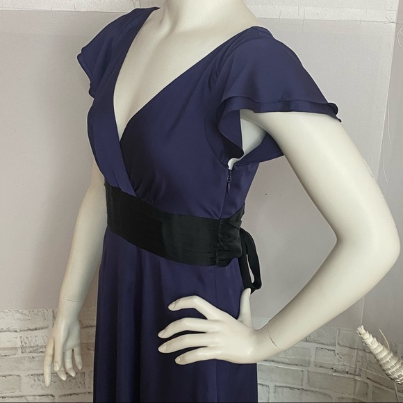 SOLD | BCBGMaxAzria Classic Evening Belted Dress - Picture 5 of 15